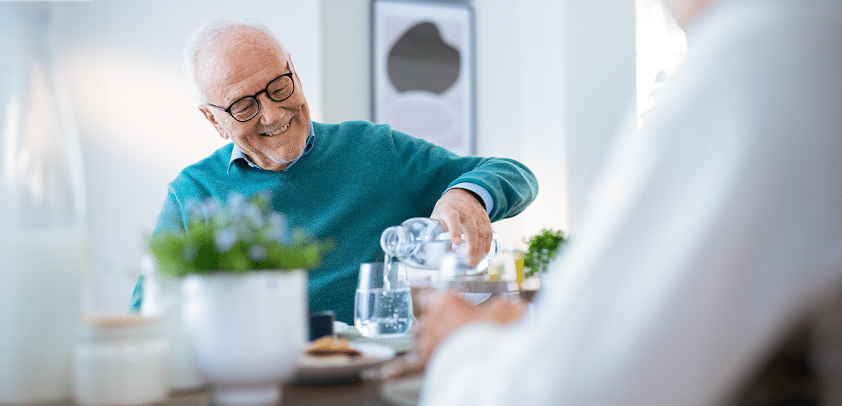 Top 5 reasons why hydration is crucially important for seniors