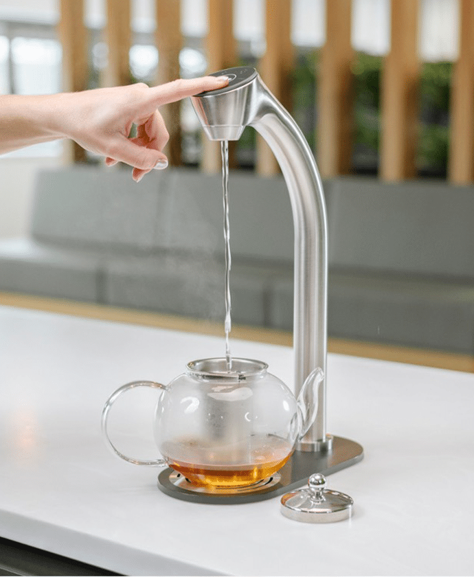 hot water dispensing from water dispenser